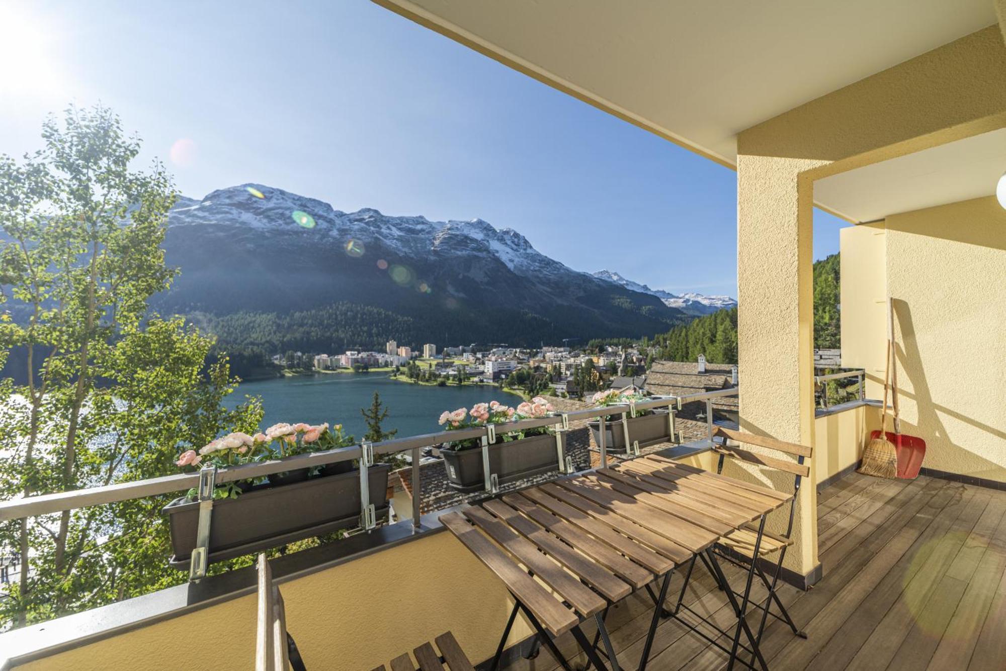 Chesa Bellavista - St. Moritz Appartement Buitenkant foto